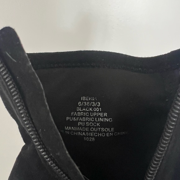 Steve Madden Suede Booties - Size 6 - Picture 3 of 6